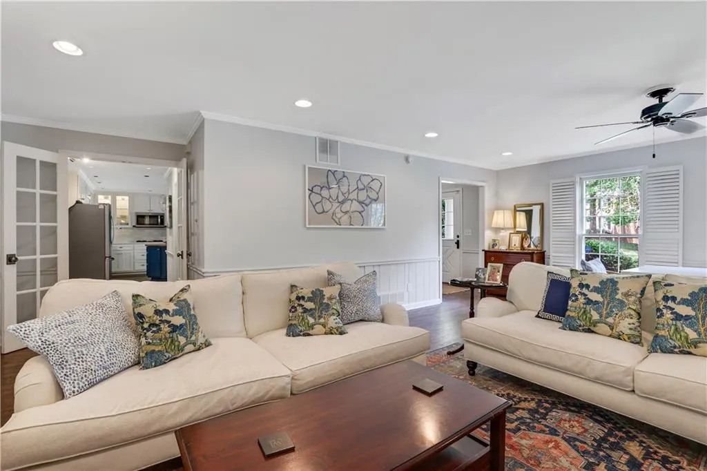 6760 Wright Road, Sandy Springs, Georgia 30328, 4 Bedrooms Bedrooms, ,2 BathroomsBathrooms,Residential,Sold,6760 Wright Road,7416813