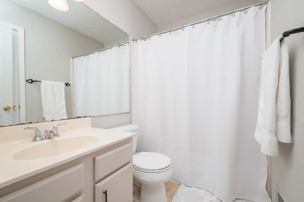 807 Wedgewood Way Unit 807, Atlanta, Georgia 30350, 3 Bedrooms Bedrooms, ,2 BathroomsBathrooms,Residential,Sold,807 Wedgewood Way Unit 807,5851243