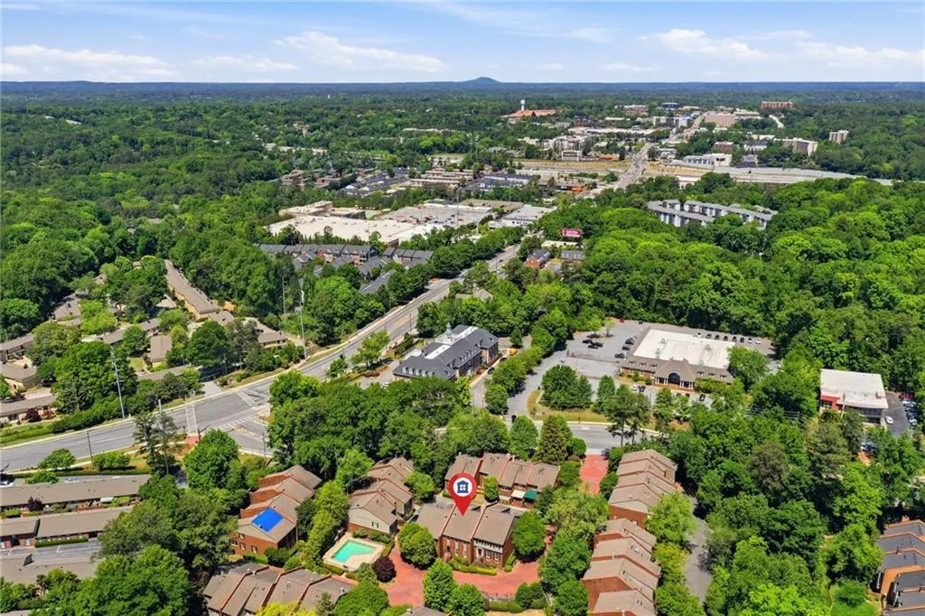 5211 Glenridge Drive, Atlanta, Georgia 30342, 4 Bedrooms Bedrooms, ,3 BathroomsBathrooms,Residential,For Sale,5211 Glenridge Drive,7757796