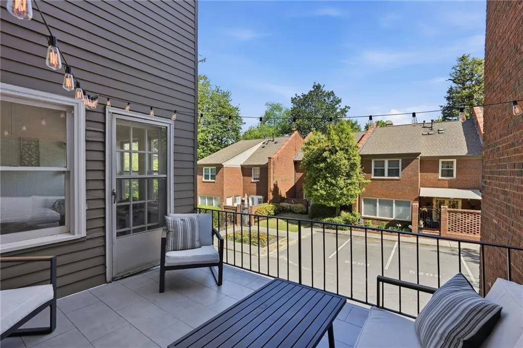 5211 Glenridge Drive, Atlanta, Georgia 30342, 4 Bedrooms Bedrooms, ,3 BathroomsBathrooms,Residential,For Sale,5211 Glenridge Drive,7757796