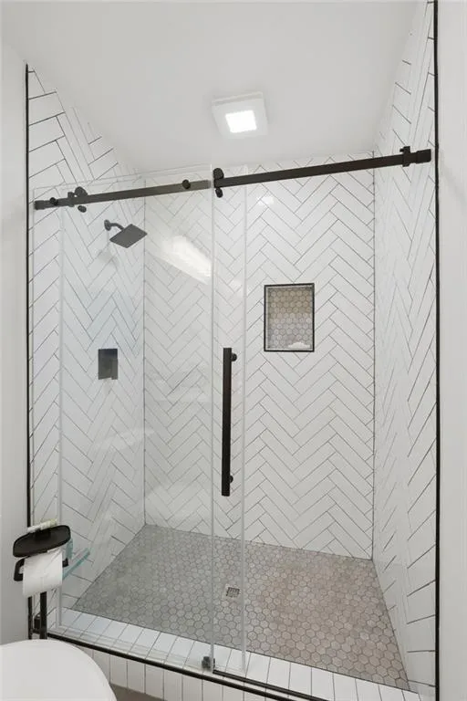 5211 Glenridge Drive, Atlanta, Georgia 30342, 4 Bedrooms Bedrooms, ,3 BathroomsBathrooms,Residential,For Sale,5211 Glenridge Drive,7757796