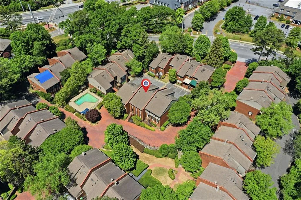 5211 Glenridge Drive, Atlanta, Georgia 30342, 4 Bedrooms Bedrooms, ,3 BathroomsBathrooms,Residential,For Sale,5211 Glenridge Drive,7757796
