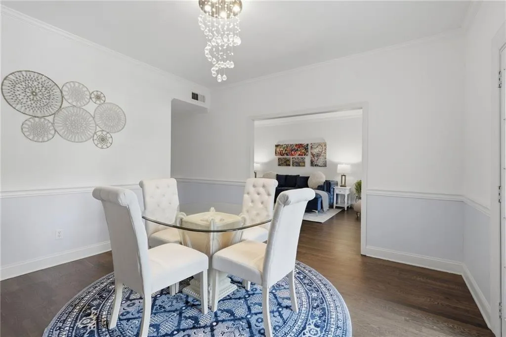 5211 Glenridge Drive, Atlanta, Georgia 30342, 4 Bedrooms Bedrooms, ,3 BathroomsBathrooms,Residential,For Sale,5211 Glenridge Drive,7757796