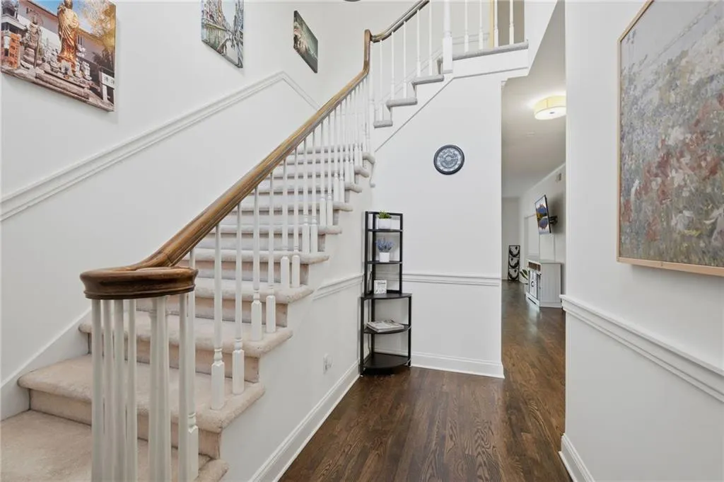 5211 Glenridge Drive, Atlanta, Georgia 30342, 4 Bedrooms Bedrooms, ,3 BathroomsBathrooms,Residential,For Sale,5211 Glenridge Drive,7757796