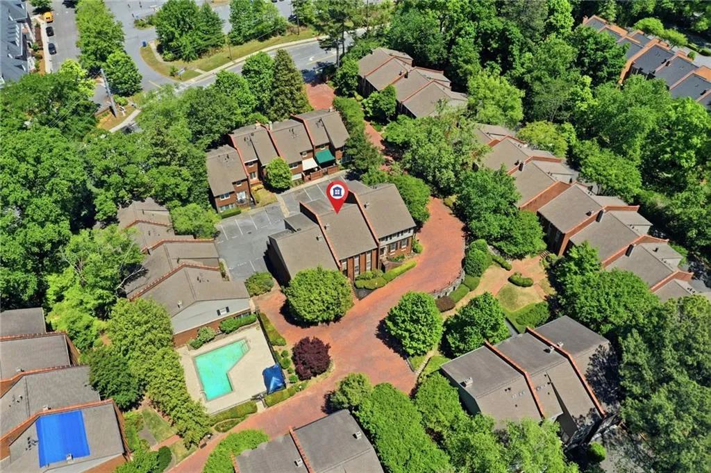 5211 Glenridge Drive, Atlanta, Georgia 30342, 4 Bedrooms Bedrooms, ,3 BathroomsBathrooms,Residential,For Sale,5211 Glenridge Drive,7757796