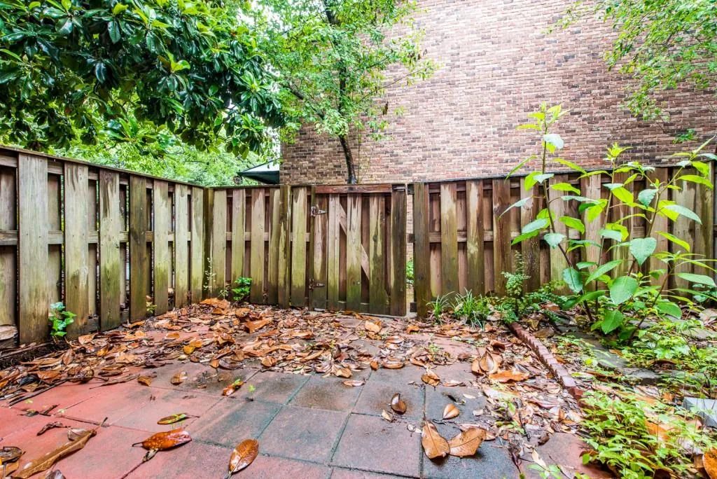 5569 Kingsport Drive Ne, Atlanta, Georgia 30342, 2 Bedrooms Bedrooms, ,1 BathroomBathrooms,Residential,Sold,5569 Kingsport Drive Ne,5856522