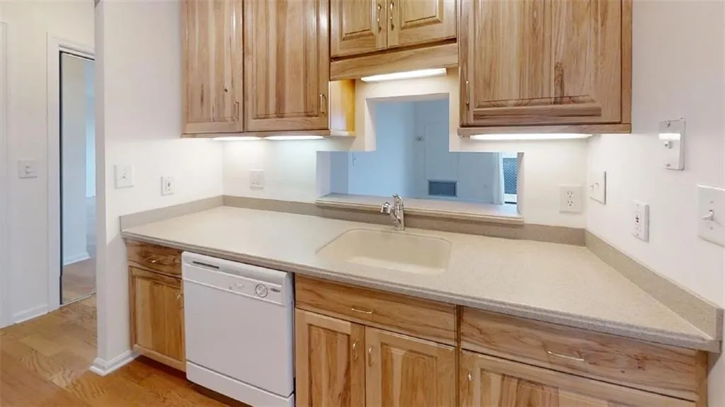 300 Johnson Ferry Road Ne Unit B611, Atlanta, Georgia 30328, 1 Bedroom Bedrooms, ,1 BathroomBathrooms,Residential,Sold,300 Johnson Ferry Road Ne Unit B611,7070474 300 Johnson Ferry Road Ne Unit B611, Atlanta, Georgia 30328, 1 Bedroom Bedrooms, ,1 BathroomBathrooms,Residential,Sold,300 Johnson Ferry Road Ne Unit B611,7070474