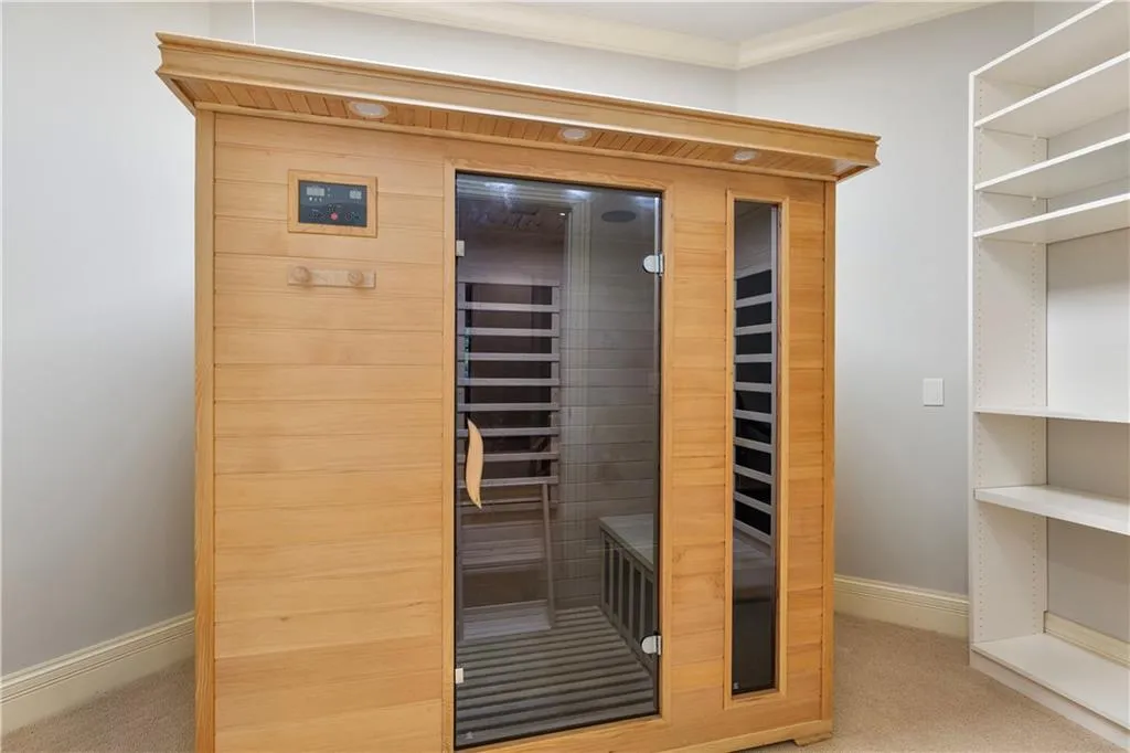 4755 Riverview Road, Atlanta, Georgia 30327, 6 Bedrooms Bedrooms, ,6 BathroomsBathrooms,Residential,Sold,4755 Riverview Road,7505985