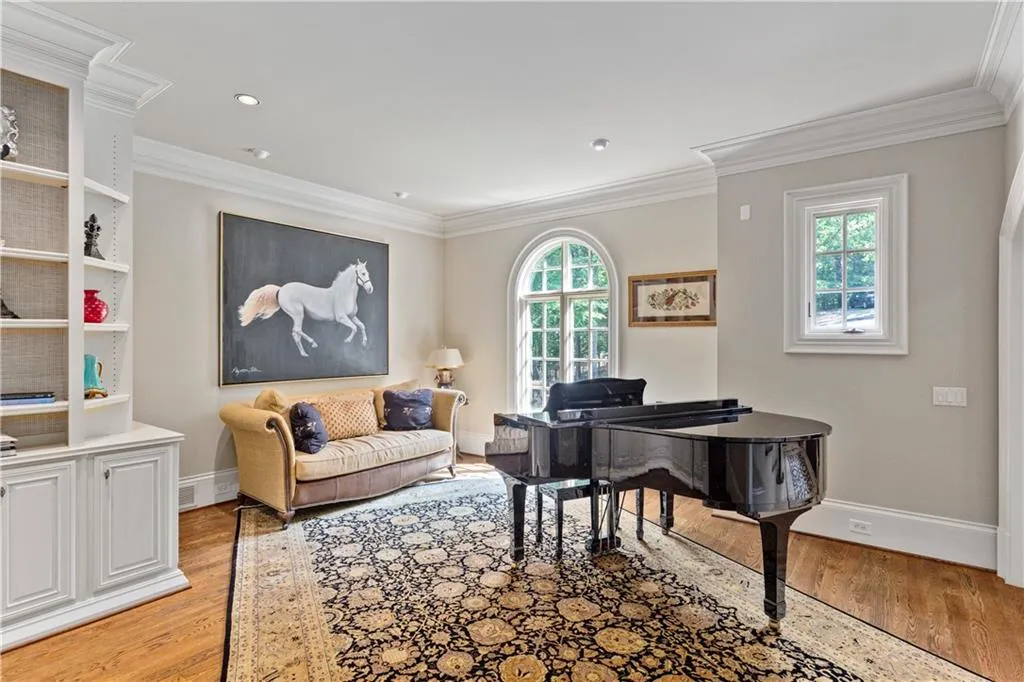 4755 Riverview Road, Atlanta, Georgia 30327, 6 Bedrooms Bedrooms, ,6 BathroomsBathrooms,Residential,Sold,4755 Riverview Road,7505985