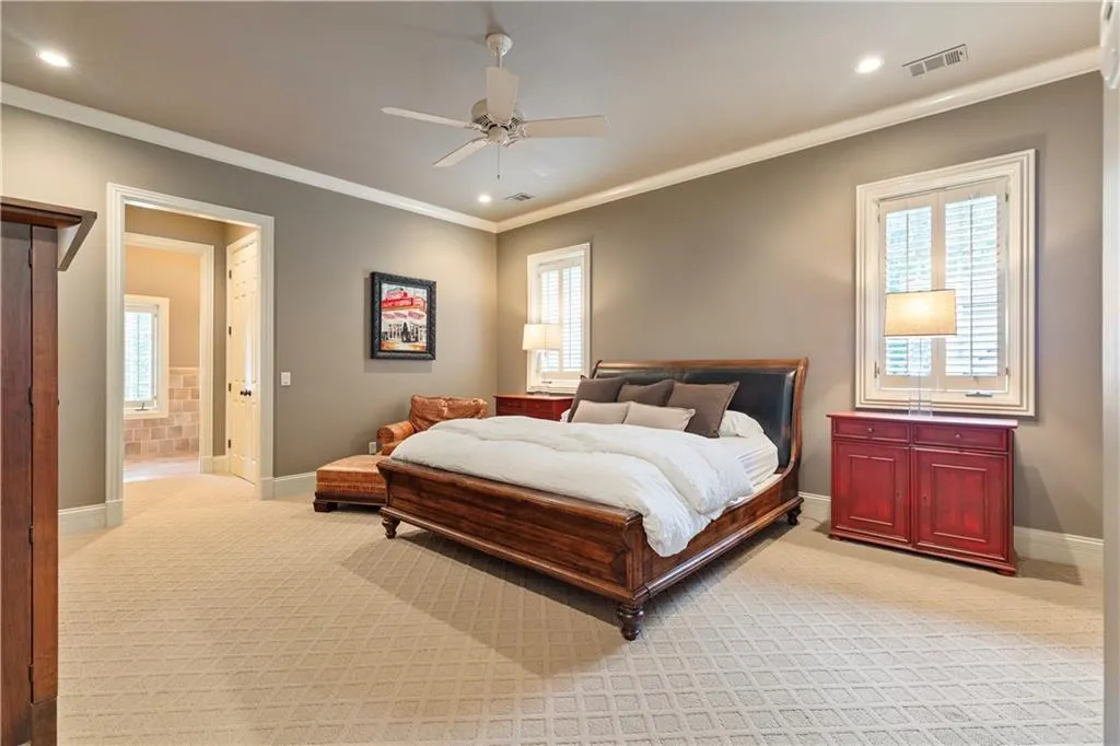 4755 Riverview Road, Atlanta, Georgia 30327, 6 Bedrooms Bedrooms, ,6 BathroomsBathrooms,Residential,Sold,4755 Riverview Road,7505985