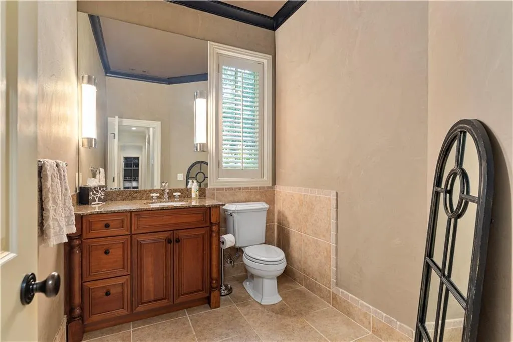 4755 Riverview Road, Atlanta, Georgia 30327, 6 Bedrooms Bedrooms, ,6 BathroomsBathrooms,Residential,Sold,4755 Riverview Road,7505985