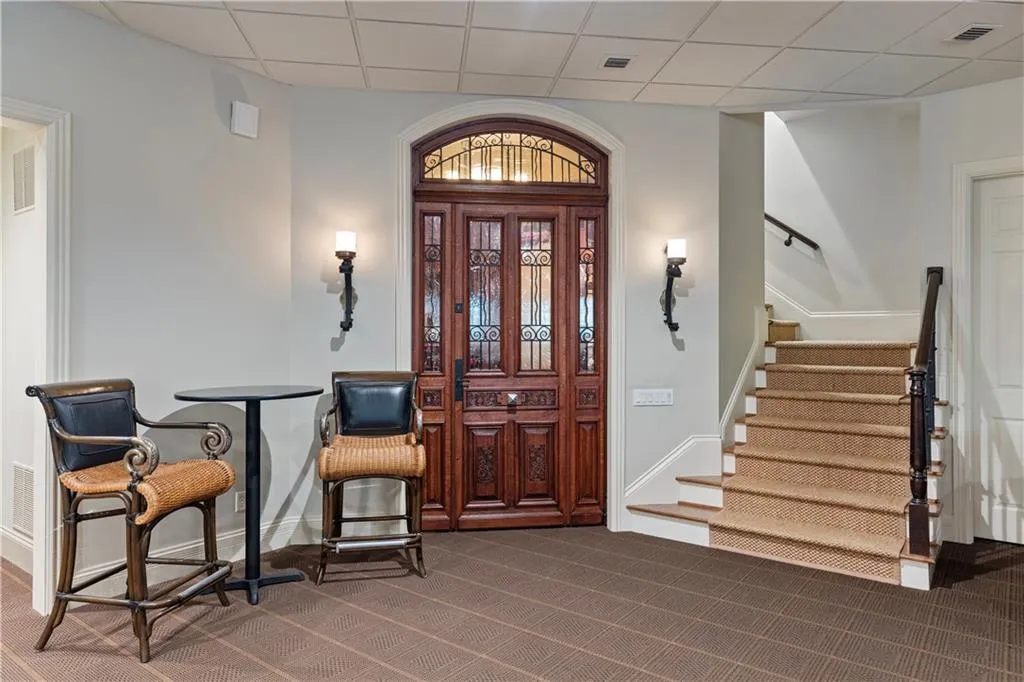 4755 Riverview Road, Atlanta, Georgia 30327, 6 Bedrooms Bedrooms, ,6 BathroomsBathrooms,Residential,Sold,4755 Riverview Road,7505985