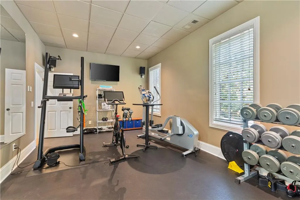 4755 Riverview Road, Atlanta, Georgia 30327, 6 Bedrooms Bedrooms, ,6 BathroomsBathrooms,Residential,Sold,4755 Riverview Road,7505985