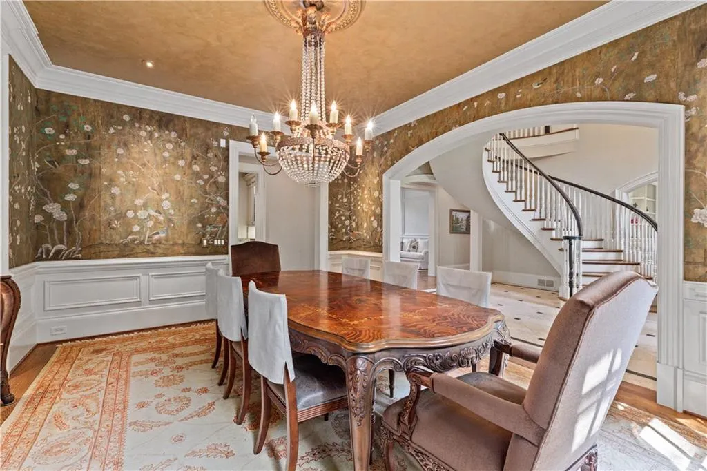 4755 Riverview Road, Atlanta, Georgia 30327, 6 Bedrooms Bedrooms, ,6 BathroomsBathrooms,Residential,Sold,4755 Riverview Road,7505985