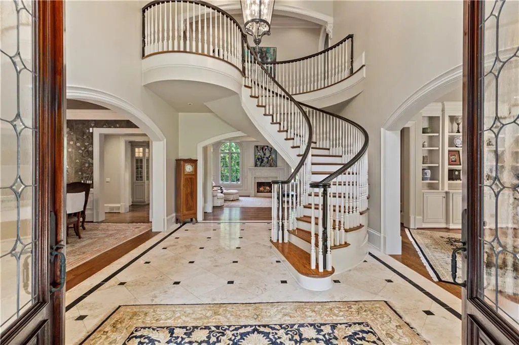 4755 Riverview Road, Atlanta, Georgia 30327, 6 Bedrooms Bedrooms, ,6 BathroomsBathrooms,Residential,Sold,4755 Riverview Road,7505985