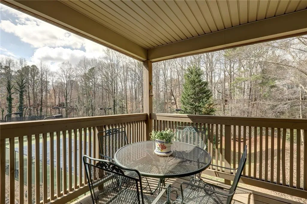 1103 Garden Court, Sandy Springs, Georgia 30328, 2 Bedrooms Bedrooms, ,2 BathroomsBathrooms,Residential,Sold,1103 Garden Court,6685374