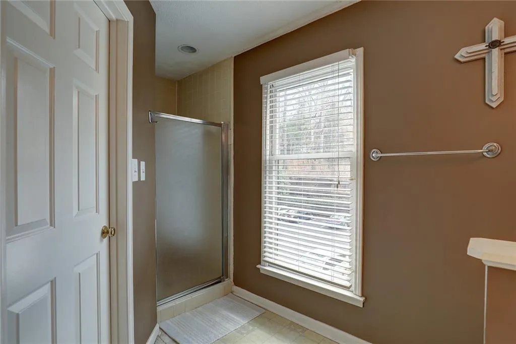 1103 Garden Court, Sandy Springs, Georgia 30328, 2 Bedrooms Bedrooms, ,2 BathroomsBathrooms,Residential,Sold,1103 Garden Court,6685374
