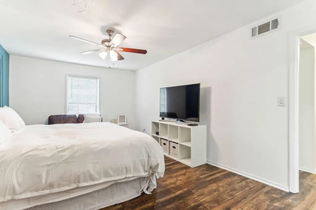 6851 Roswell Road Unit D-31, Sandy Springs, Georgia 30328, 2 Bedrooms Bedrooms, ,2 BathroomsBathrooms,Residential,Sold,6851 Roswell Road Unit D-31,7238036