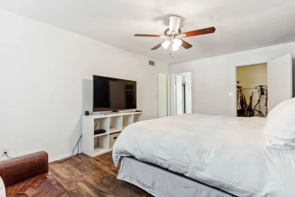 6851 Roswell Road Unit D-31, Sandy Springs, Georgia 30328, 2 Bedrooms Bedrooms, ,2 BathroomsBathrooms,Residential,Sold,6851 Roswell Road Unit D-31,7238036