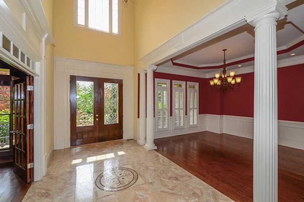 920 Dunwoody Club Drive, Sandy Springs, Georgia 30350, 6 Bedrooms Bedrooms, ,6 BathroomsBathrooms,Residential,Sold,920 Dunwoody Club Drive,5580920