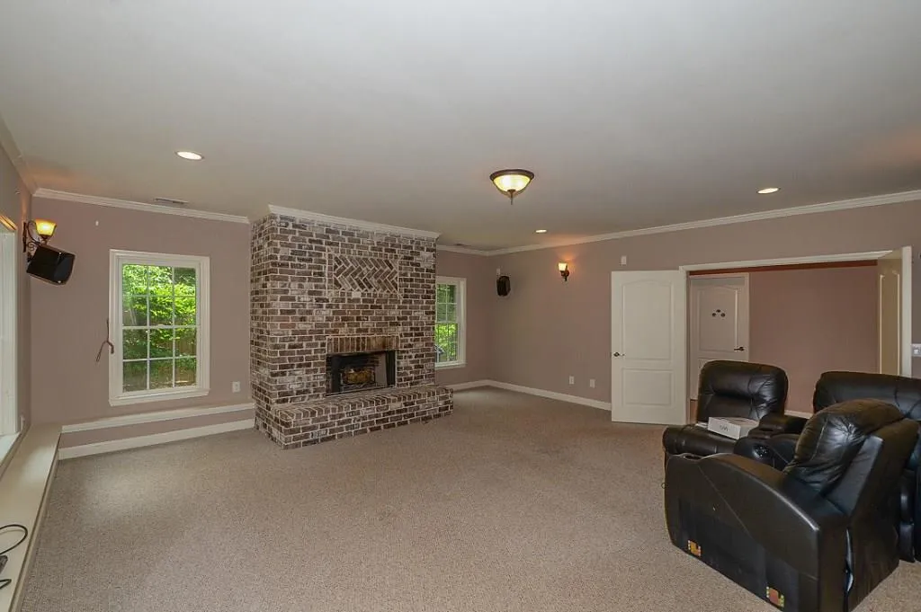 920 Dunwoody Club Drive, Sandy Springs, Georgia 30350, 6 Bedrooms Bedrooms, ,6 BathroomsBathrooms,Residential,Sold,920 Dunwoody Club Drive,5580920