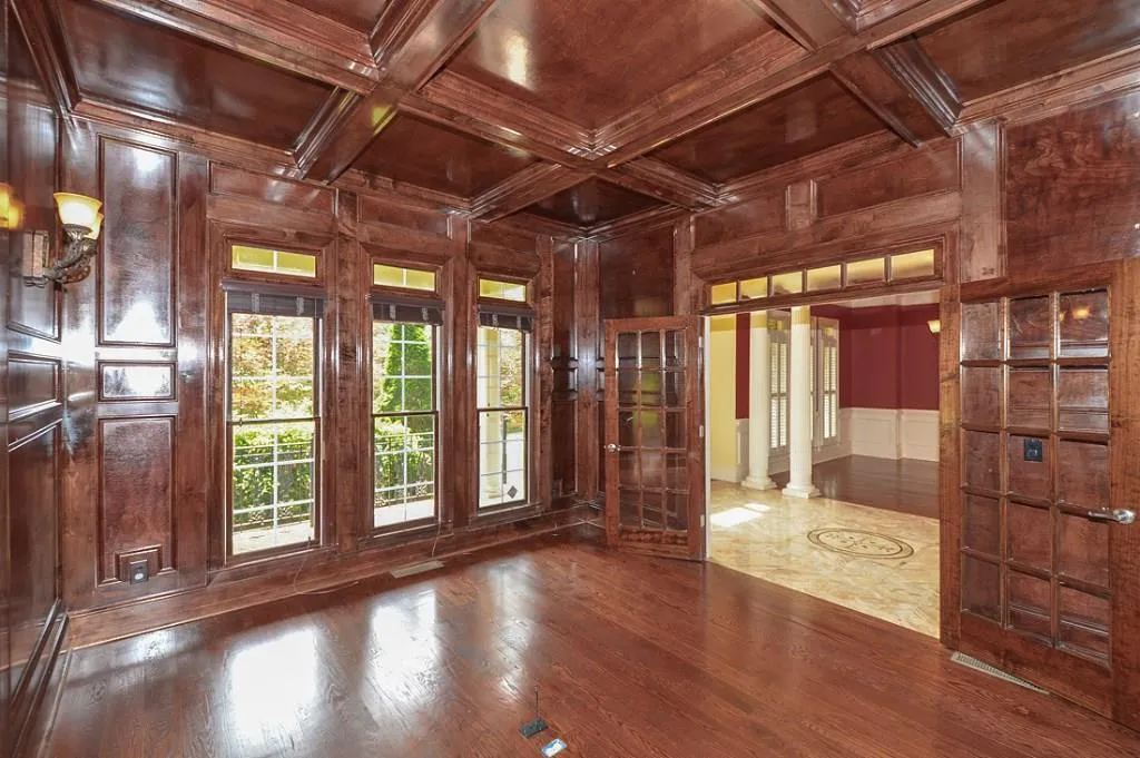 920 Dunwoody Club Drive, Sandy Springs, Georgia 30350, 6 Bedrooms Bedrooms, ,6 BathroomsBathrooms,Residential,Sold,920 Dunwoody Club Drive,5580920