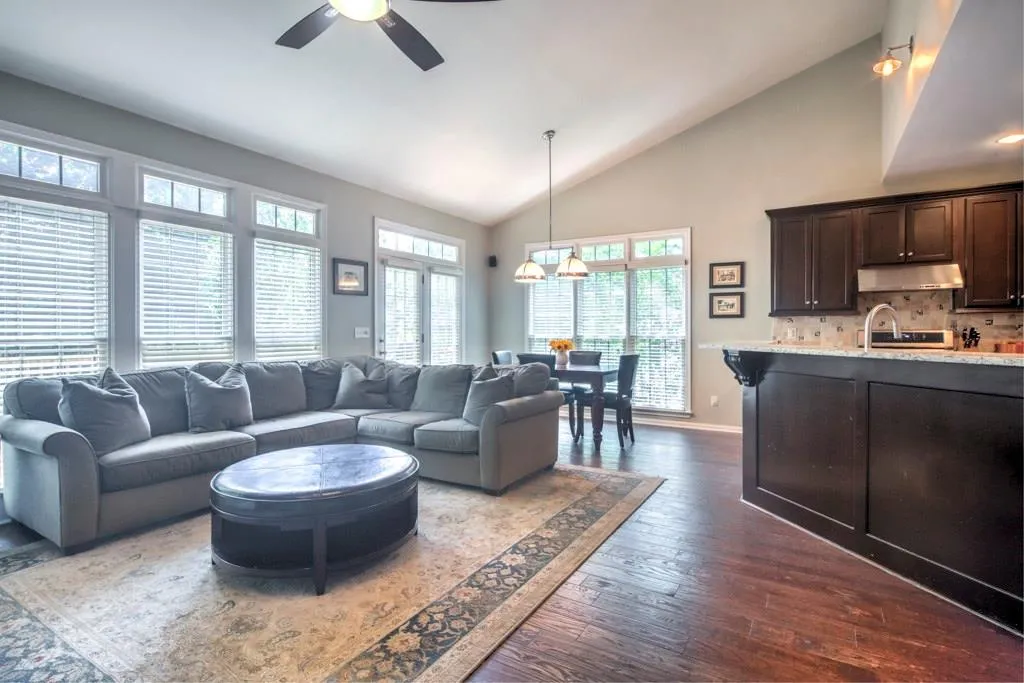 120 Smithdun Lane, Sandy Springs, Georgia 30350, 4 Bedrooms Bedrooms, ,3 BathroomsBathrooms,Residential,Sold,120 Smithdun Lane,5861702
