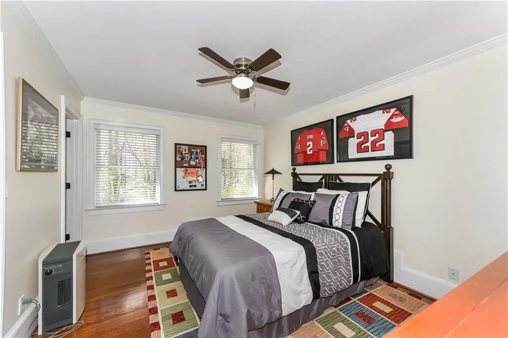 1185 Kingston Drive, Sandy Springs, Georgia 30342, 5 Bedrooms Bedrooms, ,6 BathroomsBathrooms,Residential,Sold,1185 Kingston Drive,6664386