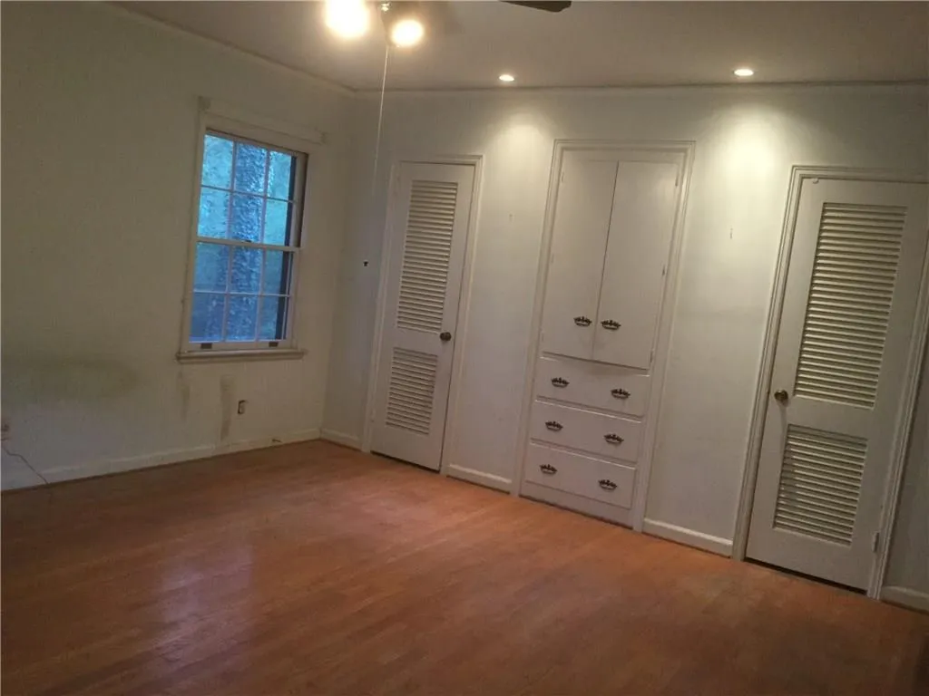 5905 Greenbrier Road, Sandy Springs, Georgia 30328, 3 Bedrooms Bedrooms, ,2 BathroomsBathrooms,Residential,Sold,5905 Greenbrier Road,5780767
