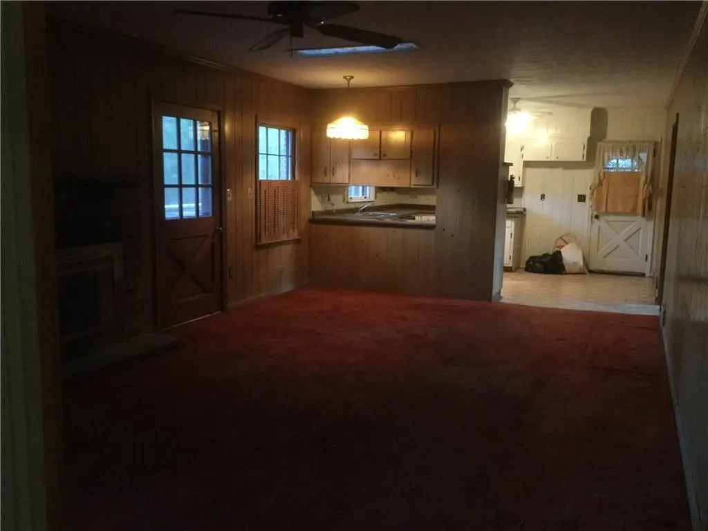 5905 Greenbrier Road, Sandy Springs, Georgia 30328, 3 Bedrooms Bedrooms, ,2 BathroomsBathrooms,Residential,Sold,5905 Greenbrier Road,5780767