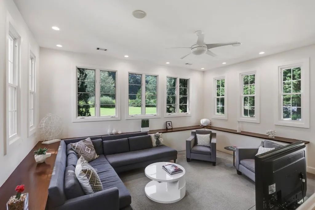 860 Cardova Drive Ne, Atlanta, Georgia 30324, 3 Bedrooms Bedrooms, ,2 BathroomsBathrooms,Residential,Sold,860 Cardova Drive Ne,5753088