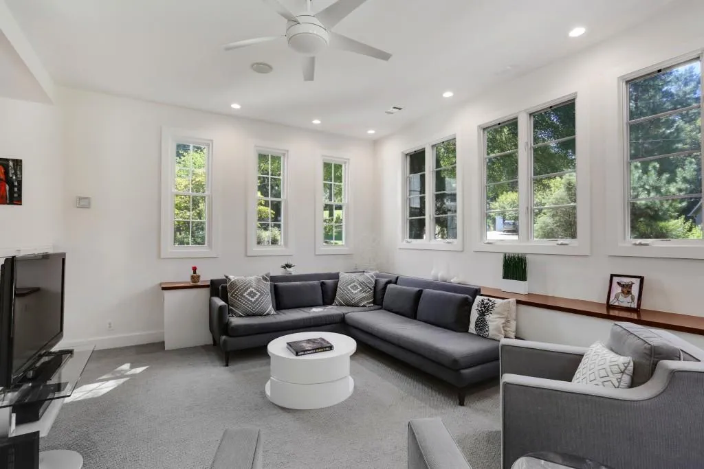860 Cardova Drive Ne, Atlanta, Georgia 30324, 3 Bedrooms Bedrooms, ,2 BathroomsBathrooms,Residential,Sold,860 Cardova Drive Ne,5753088