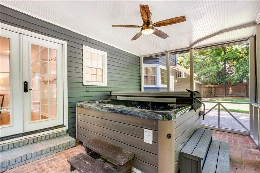 1155 Churchill Downs Road, Sandy Springs, Georgia 30319, 5 Bedrooms Bedrooms, ,4 BathroomsBathrooms,Residential,Sold,1155 Churchill Downs Road,7066771