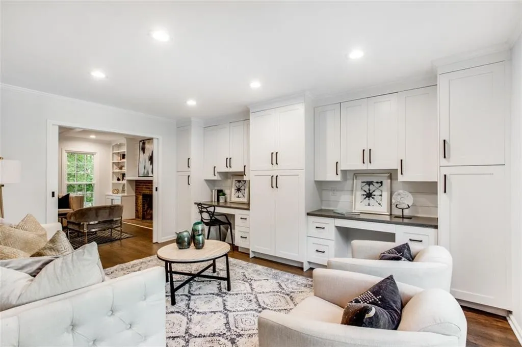 1155 Churchill Downs Road, Sandy Springs, Georgia 30319, 5 Bedrooms Bedrooms, ,4 BathroomsBathrooms,Residential,Sold,1155 Churchill Downs Road,7066771