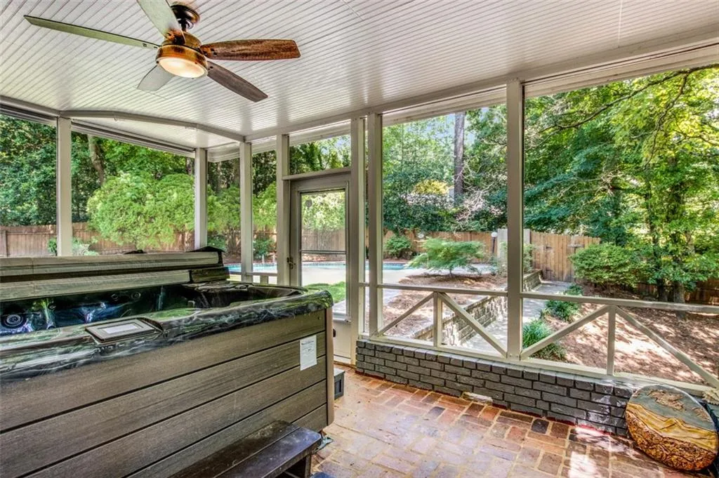 1155 Churchill Downs Road, Sandy Springs, Georgia 30319, 5 Bedrooms Bedrooms, ,4 BathroomsBathrooms,Residential,Sold,1155 Churchill Downs Road,7066771