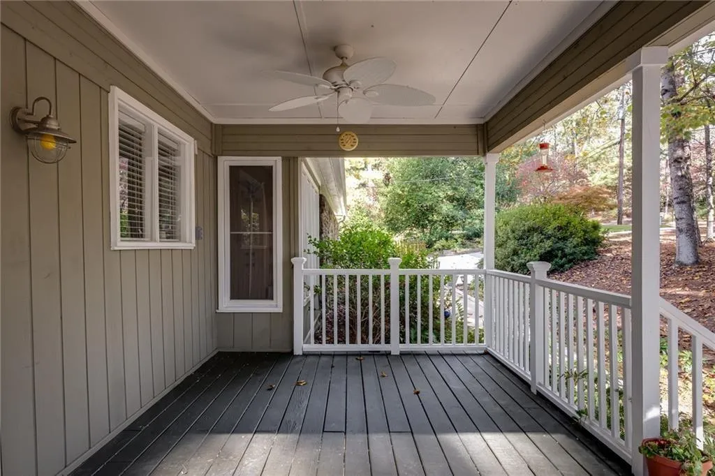 8140 Innsbruck Drive, Sandy Springs, Georgia 30350, 4 Bedrooms Bedrooms, ,4 BathroomsBathrooms,Residential,Sold,8140 Innsbruck Drive,7008332