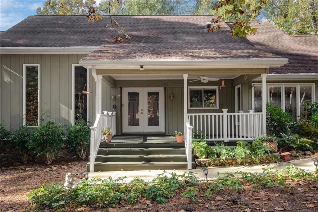 8140 Innsbruck Drive, Sandy Springs, Georgia 30350, 4 Bedrooms Bedrooms, ,4 BathroomsBathrooms,Residential,Sold,8140 Innsbruck Drive,7008332