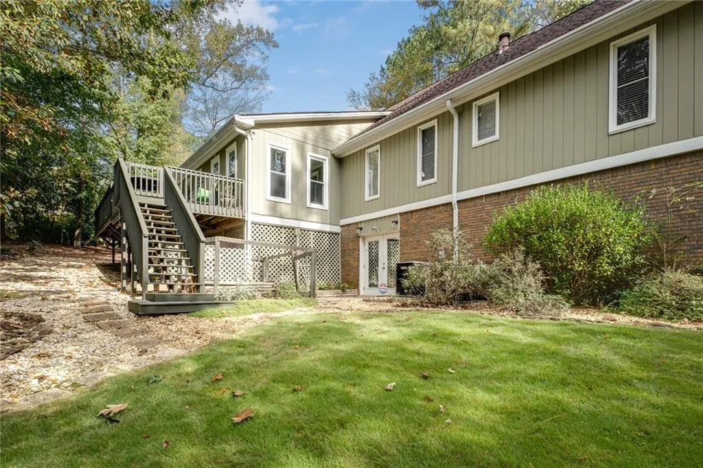 8140 Innsbruck Drive, Sandy Springs, Georgia 30350, 4 Bedrooms Bedrooms, ,4 BathroomsBathrooms,Residential,Sold,8140 Innsbruck Drive,7008332