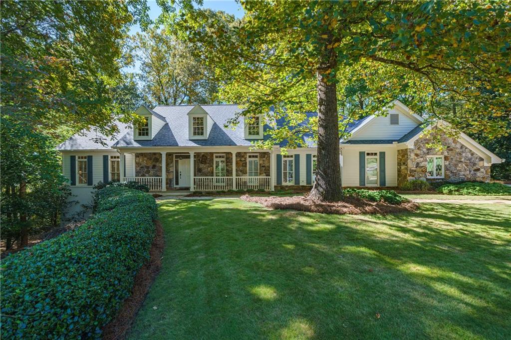 335 Fauna Court, Sandy Springs, Georgia 30350, 5 Bedrooms Bedrooms, ,4 BathroomsBathrooms,Residential,Sold,335 Fauna Court,7287938