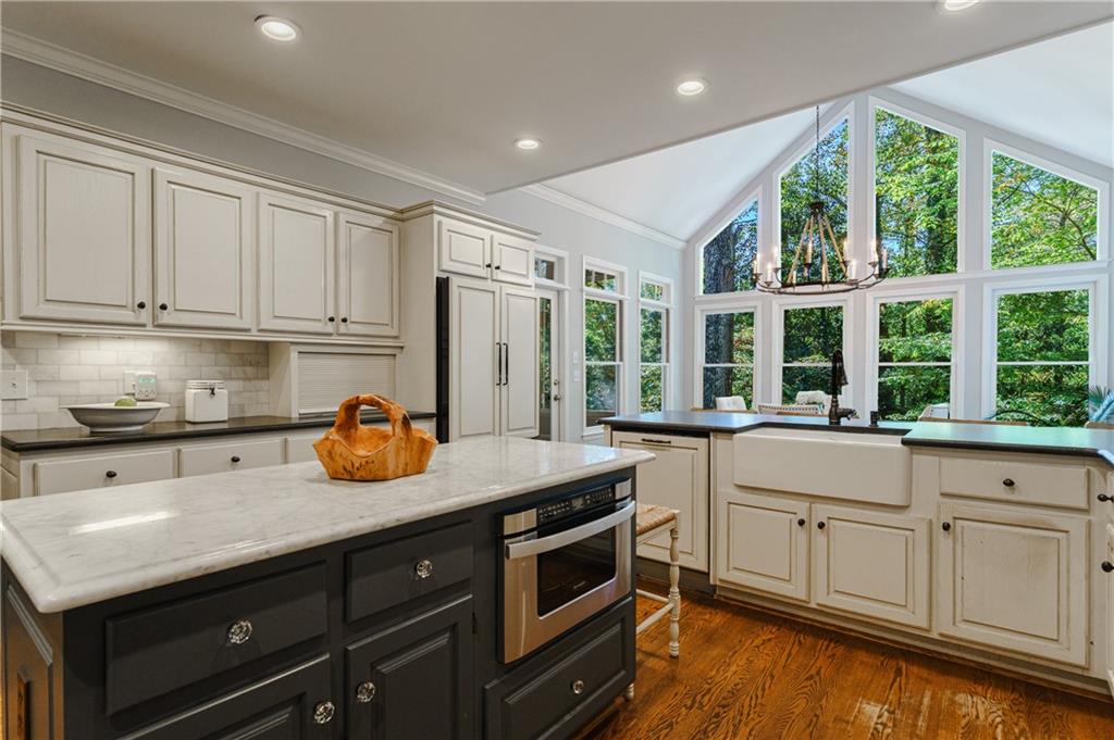 335 Fauna Court, Sandy Springs, Georgia 30350, 5 Bedrooms Bedrooms, ,4 BathroomsBathrooms,Residential,Sold,335 Fauna Court,7287938