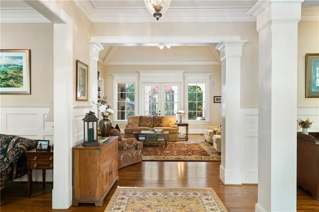 4745 Dudley Lane, Atlanta, Georgia 30327, 5 Bedrooms Bedrooms, ,4 BathroomsBathrooms,Residential,Sold,4745 Dudley Lane,7203168
