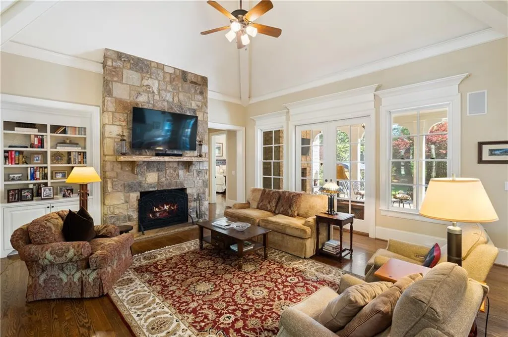 4745 Dudley Lane, Atlanta, Georgia 30327, 5 Bedrooms Bedrooms, ,4 BathroomsBathrooms,Residential,Sold,4745 Dudley Lane,7203168
