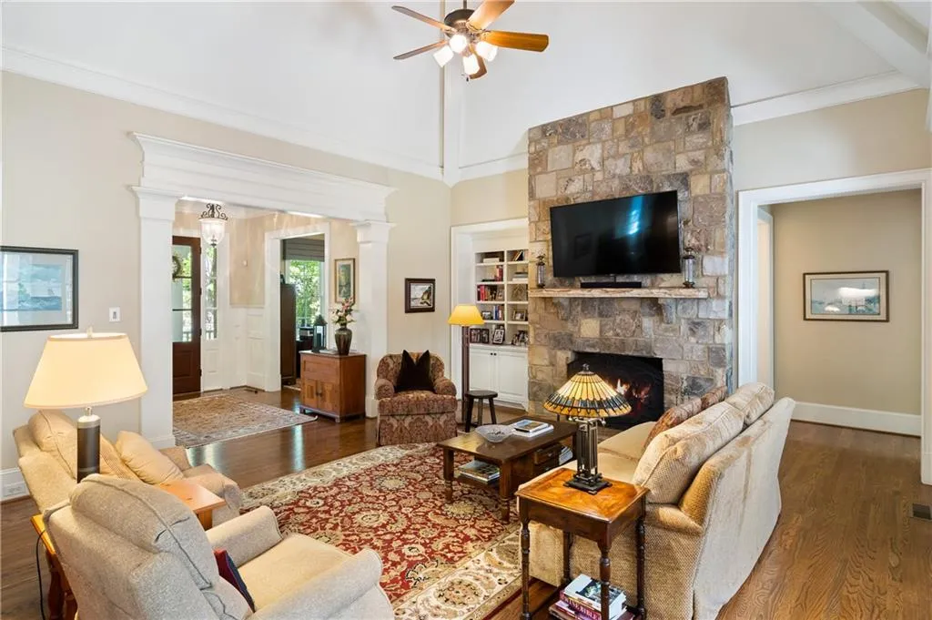 4745 Dudley Lane, Atlanta, Georgia 30327, 5 Bedrooms Bedrooms, ,4 BathroomsBathrooms,Residential,Sold,4745 Dudley Lane,7203168