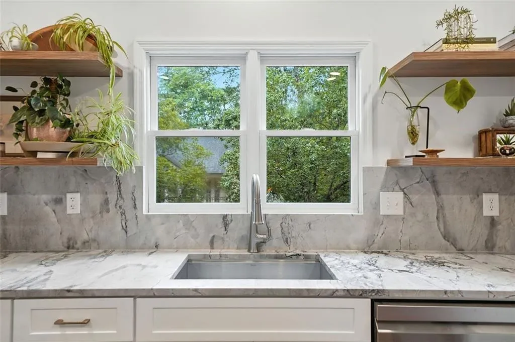 4411 Paces Battle Nw, Atlanta, Georgia 30327, 3 Bedrooms Bedrooms, ,3 BathroomsBathrooms,Residential,For Sale,4411 Paces Battle Nw,7636962