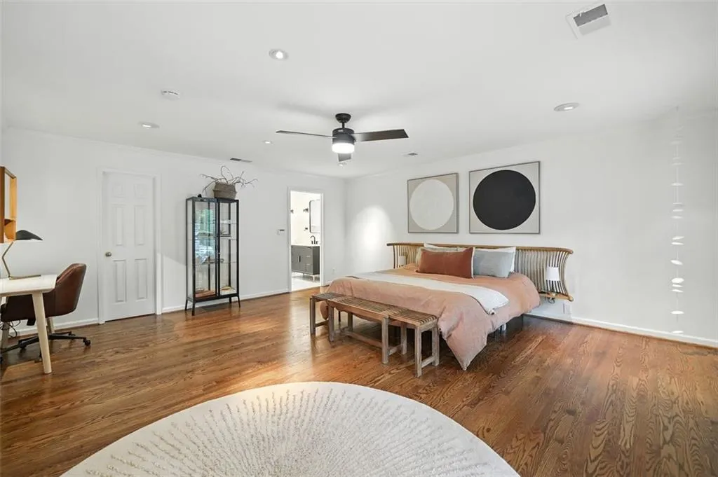 4411 Paces Battle Nw, Atlanta, Georgia 30327, 3 Bedrooms Bedrooms, ,3 BathroomsBathrooms,Residential,For Sale,4411 Paces Battle Nw,7636962