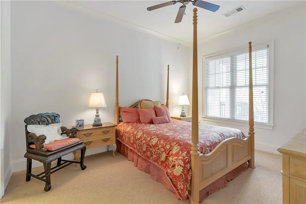 3635 E Paces Circle Ne Unit 1109, Atlanta, Georgia 30326, 1 Bedroom Bedrooms, 0 ,1 BathroomBathrooms,Residential,For Sale,3635 E Paces Circle Ne Unit 1109,7707046