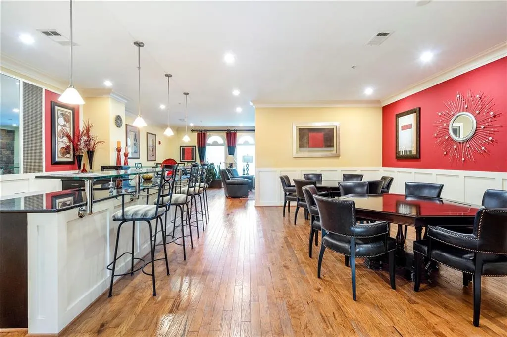 3635 E Paces Circle Ne Unit 1109, Atlanta, Georgia 30326, 1 Bedroom Bedrooms, 0 ,1 BathroomBathrooms,Residential,For Sale,3635 E Paces Circle Ne Unit 1109,7707046