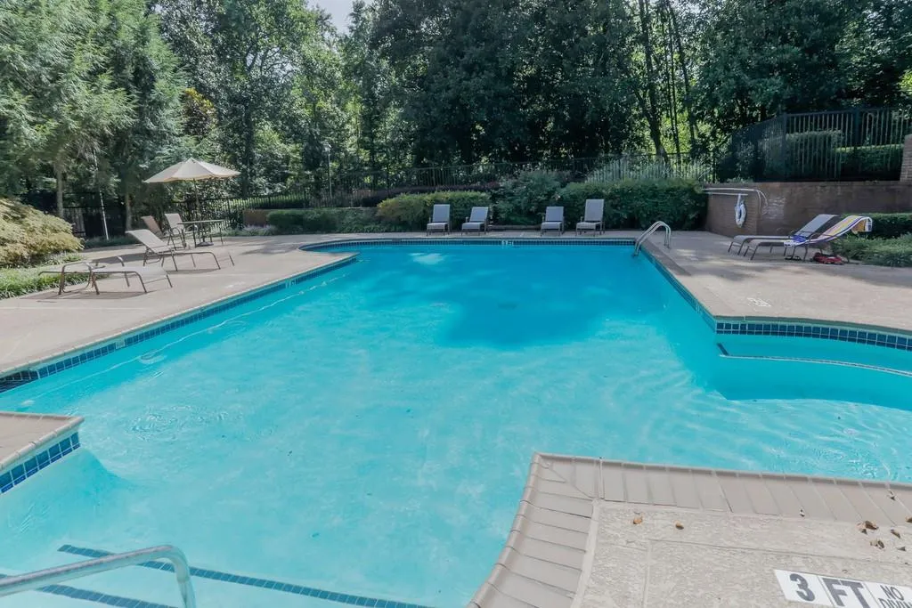 6812 Glenridge Drive Unit G, Sandy Springs, Georgia 30328, 1 Bedroom Bedrooms, ,1 BathroomBathrooms,Residential,Sold,6812 Glenridge Drive Unit G,6777309