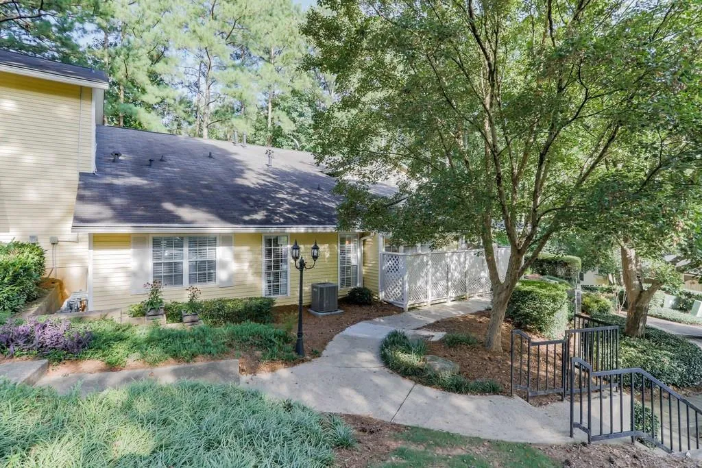 6812 Glenridge Drive Unit G, Sandy Springs, Georgia 30328, 1 Bedroom Bedrooms, ,1 BathroomBathrooms,Residential,Sold,6812 Glenridge Drive Unit G,6777309