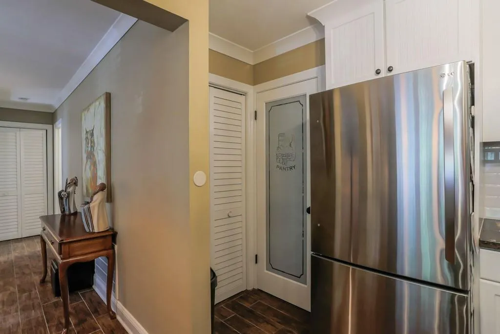 6812 Glenridge Drive Unit G, Sandy Springs, Georgia 30328, 1 Bedroom Bedrooms, ,1 BathroomBathrooms,Residential,Sold,6812 Glenridge Drive Unit G,6777309